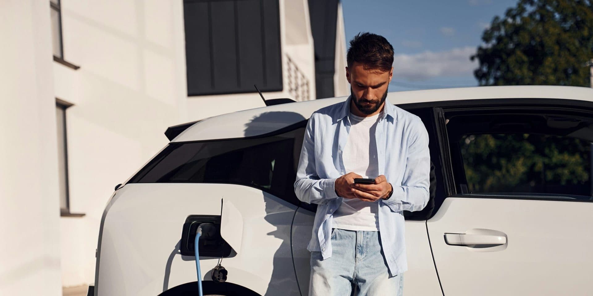 Uber Backs Autonomous Future with Major Lucid–Nuro Deal
