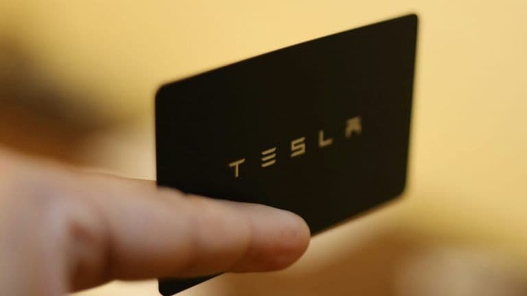 Tesla Announces $12 Billion Expansion into Energy Storage Solutions, Eyeing Global Market Leadership