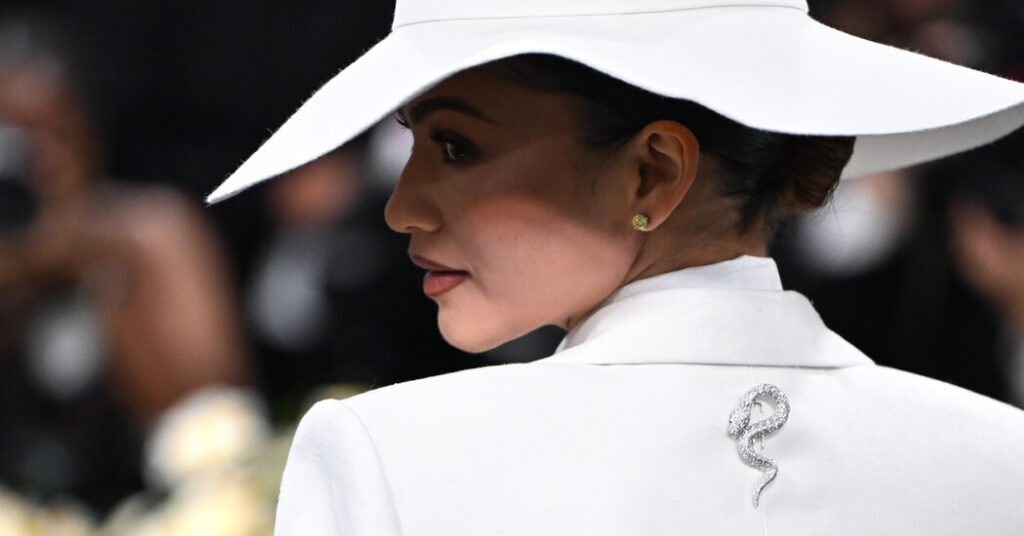 15 dazzling moments from the 2025 met gala: zendaya, diana
