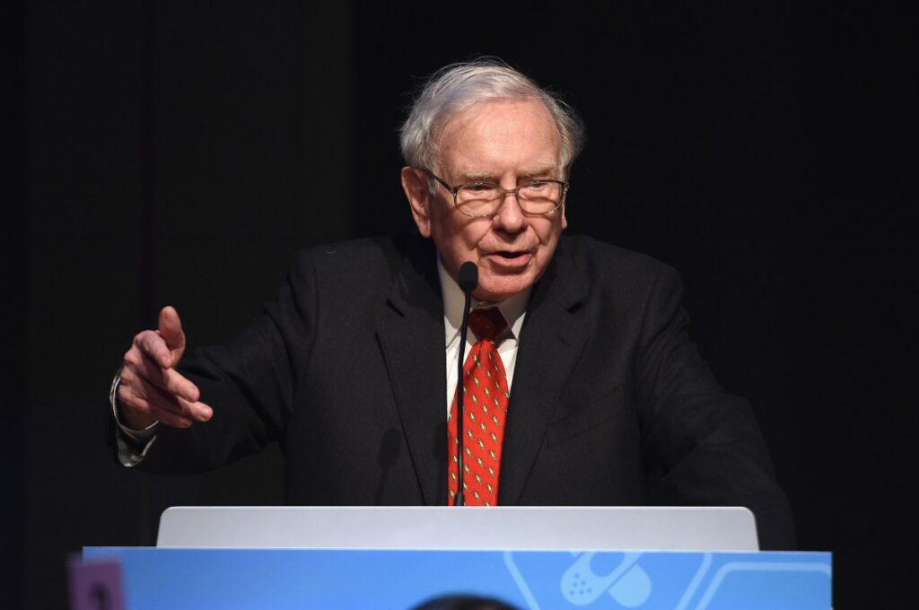 Warren buffett announces retirement as ceo of berkshire hathaway